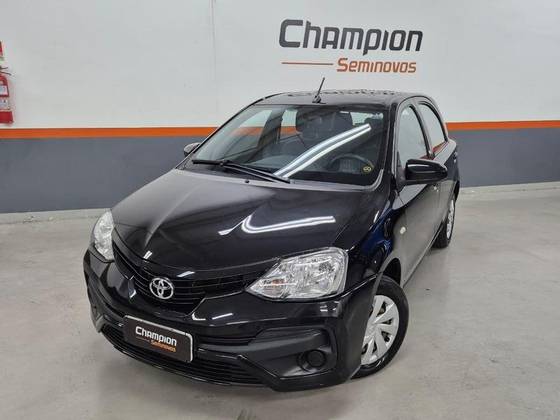 TOYOTA ETIOS 1.3 X 16V FLEX 4P AUTOMÁTICO TOYOTA ETIOS 1.3 X 16V FLEX 4P AUTOMÁTICO
